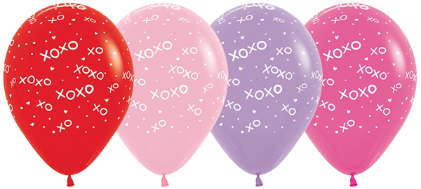 11" Love X's and O's Balloon